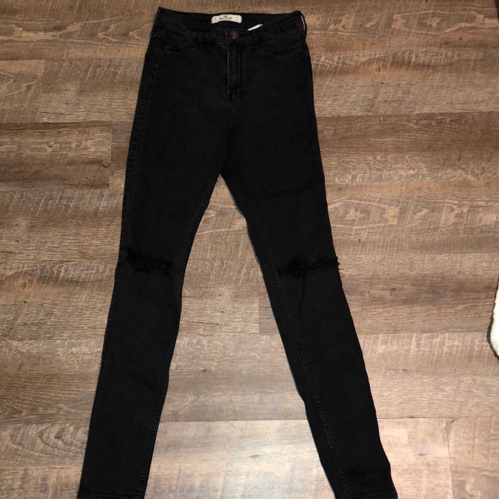 Ripped black jeans